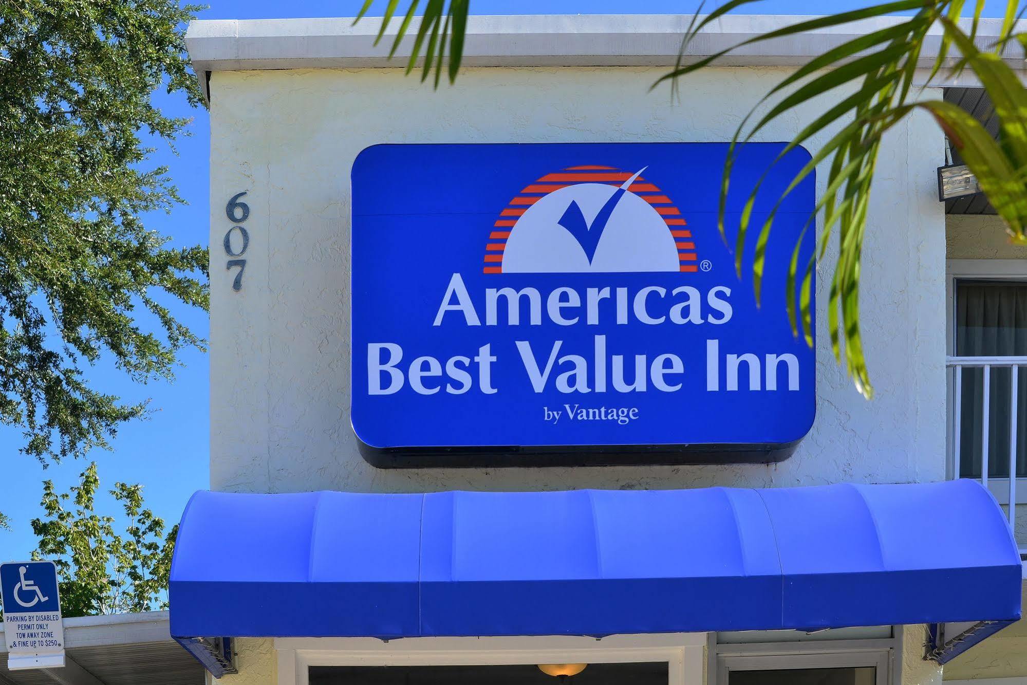 Americas Best Value Inn Bradenton-Sarasota מראה חיצוני תמונה